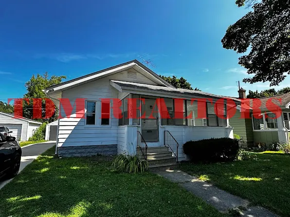 2534 Tiffin St, Flint, MI 48504
