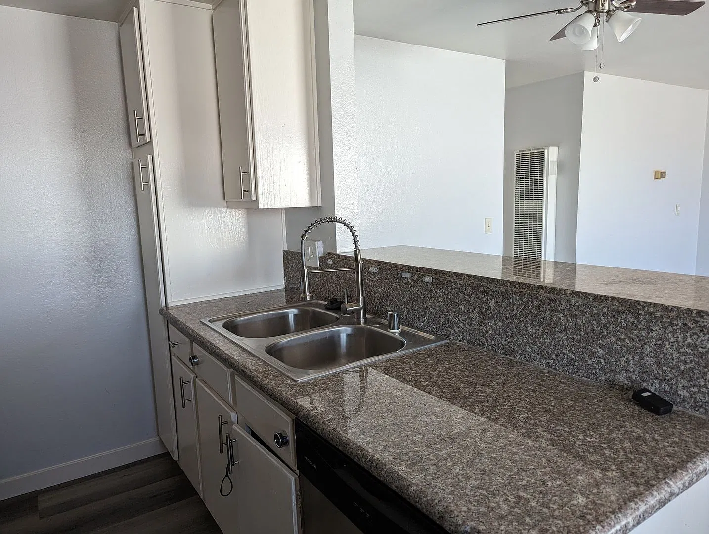 2 bed, 2.0 bath, $2,495 — Photo 3