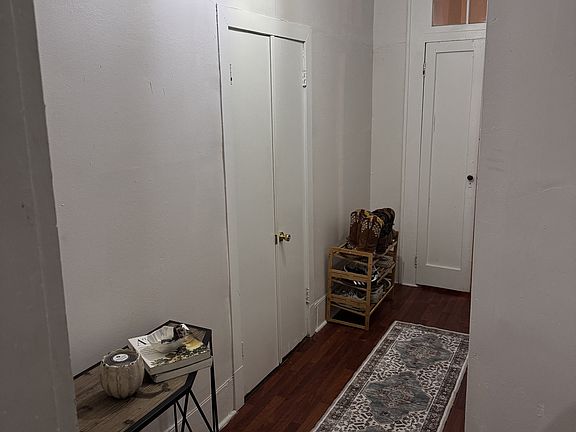 3rd image of 1202 Marengo St #11319792
