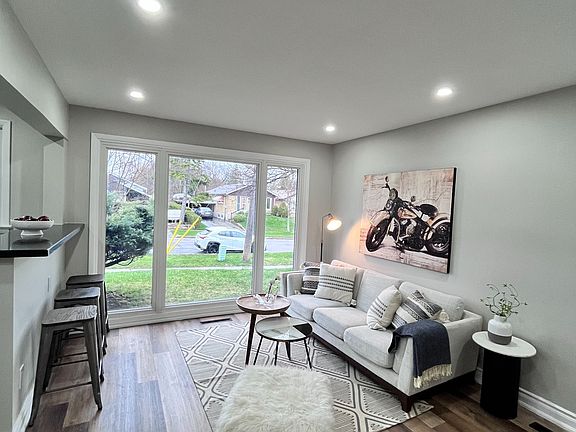2nd image of 3 Botany Hill Rd