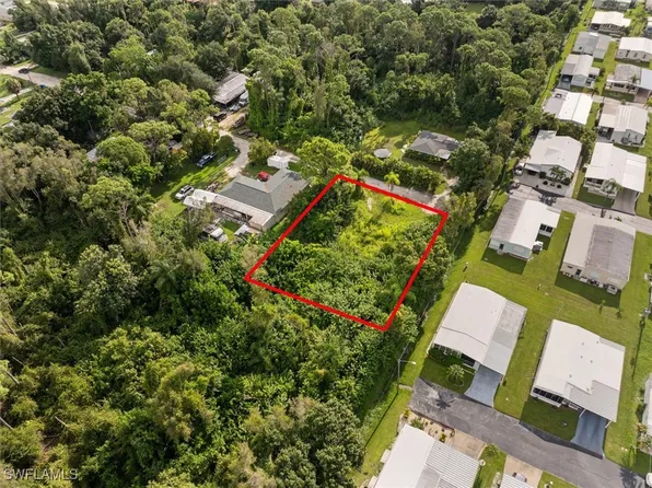 2601 Harmony Ave, North Fort Myers, FL 33917