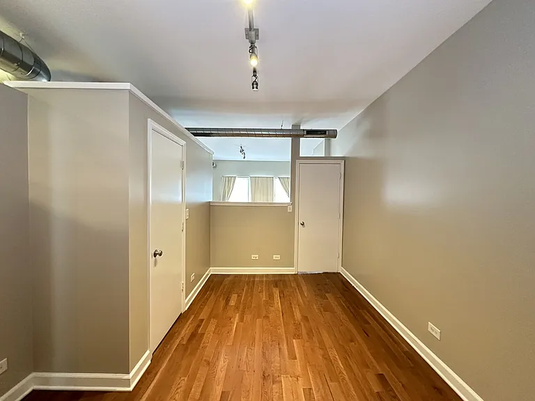 674 N Orleans St #3 — Photo 18