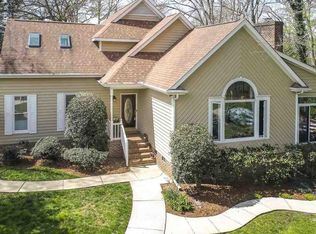 2504 Whippletree Dr, Raleigh, NC 27603