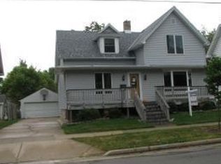 907 W Lorain St, Appleton, WI 54914