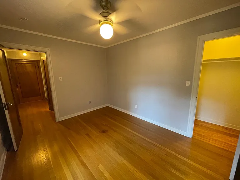 124 Warren Ave N #209 — Photo 5