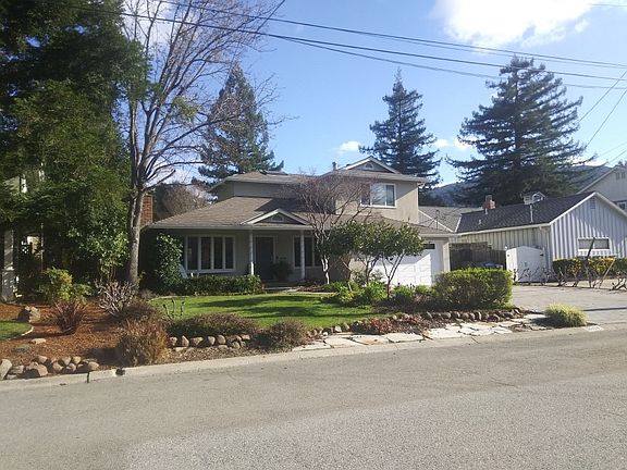 3rd image of 16428 Shady View Ln