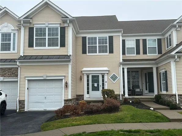 4 Bainbridge Place #1005, Newburgh, NY 12550