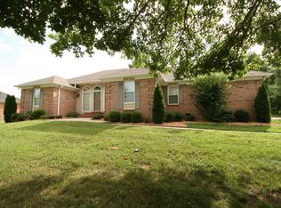 1203 Lake Rise Pl, Gallatin, TN 37066