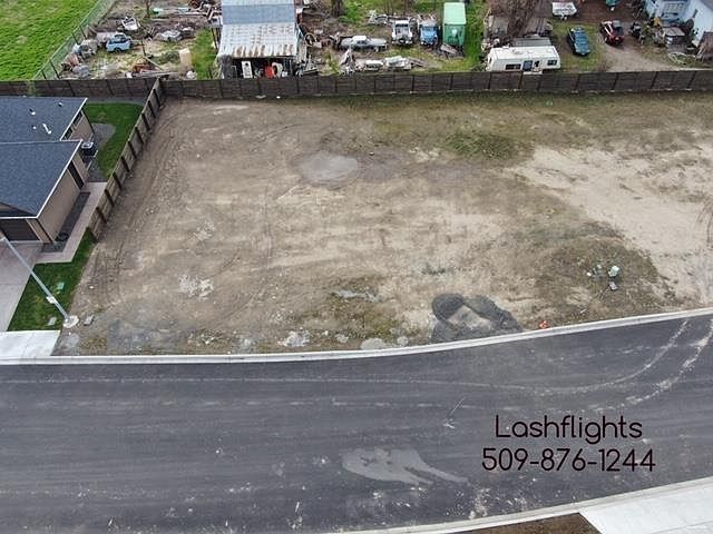 1st image of 2326 Fern Ave