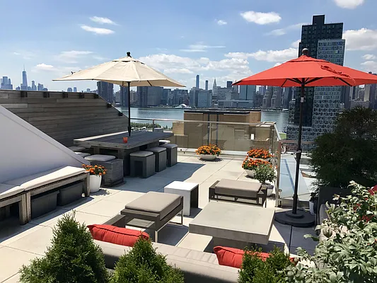 Rented by Compass | media 32