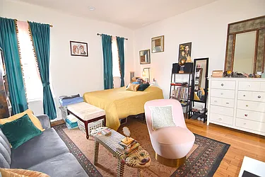 Rented by Manhattan Spaces