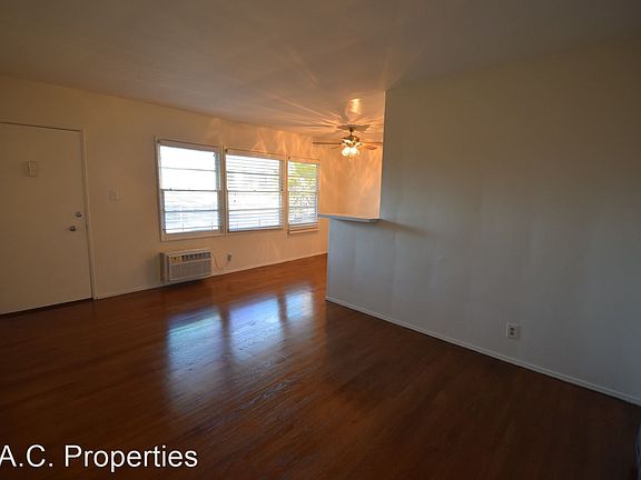 2nd image of 10924 Camarillo St APT 7