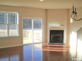 822 Carpenter Glenn Dr, Cary, NC 27519