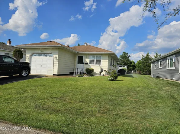 14 Marquis Street, Toms River, NJ 08757