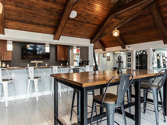 New clubhouse eating area