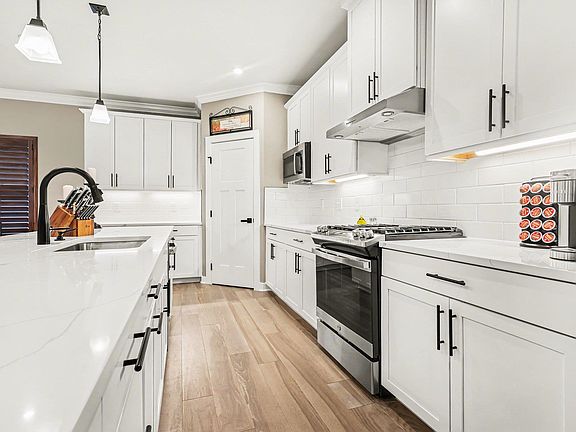 3rd image of 1288 Fiddletree Ln