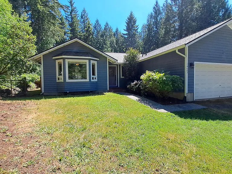 14665 NW Honeyhill Loop — Photo 1