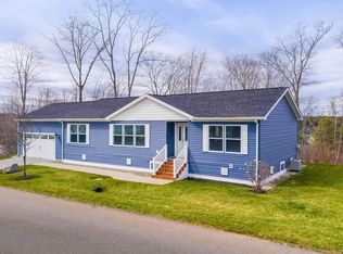 18 Settlement Loop, Kittery, ME 03904