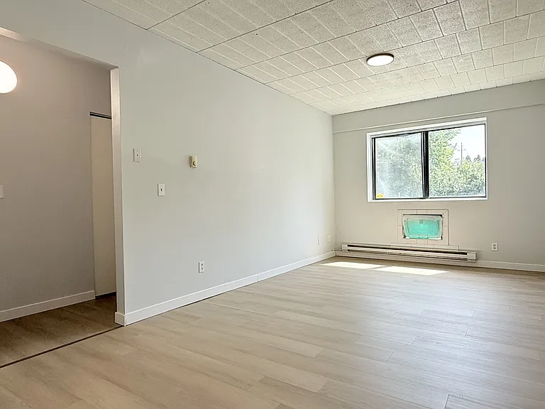 3503 Sandwich St #103 — Photo 4