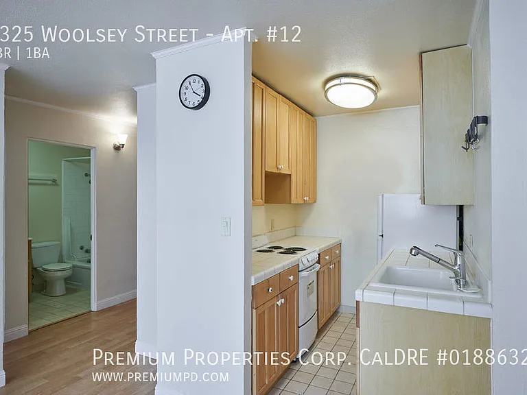 2325 Woolsey St — Photo 17