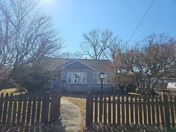 907 Lutz Ave, Essex, MD 21221