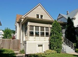 4040 N Kenneth Ave, Chicago, IL 60641
