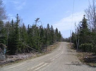 35 Woodpecker Ln, Harrington, ME 04643