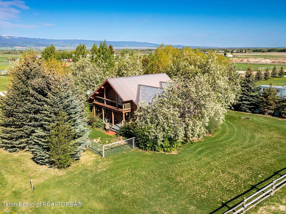 1st image of 2093 Mountain Meadow Dr