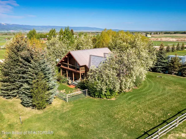 2093 Mountain Meadow Dr, Driggs, ID 83422