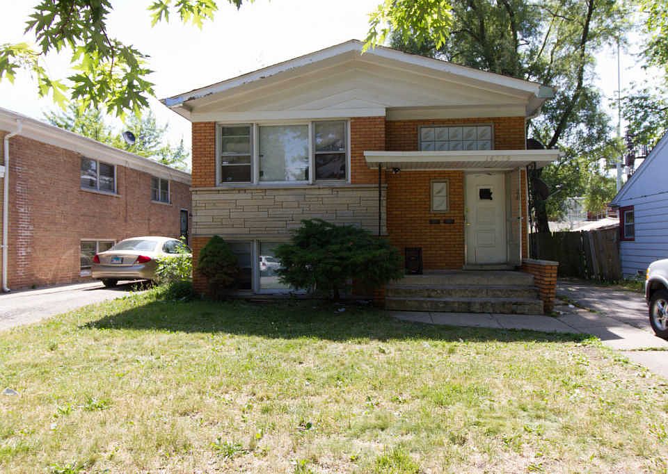 2nd image of 14319 Park Ave