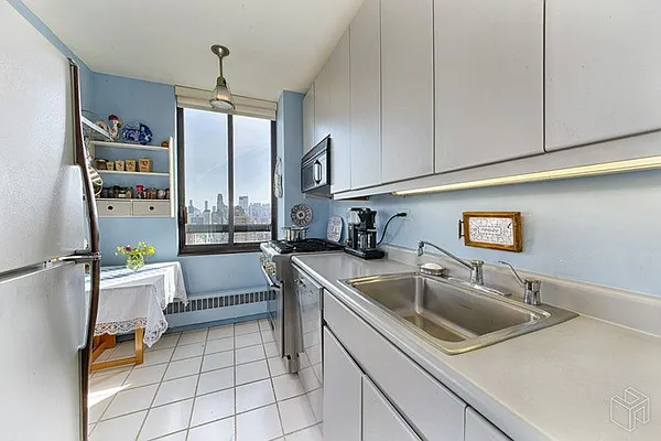 Sold by Halstead Real Estate | media 3