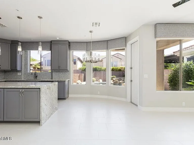 7647 E Los Gatos Dr — Photo 30