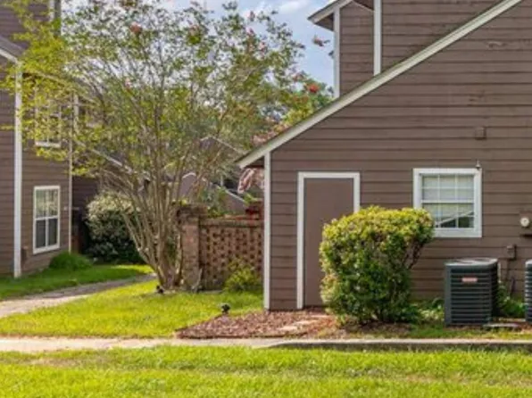 128 Luden Dr APT B, Summerville, SC 29483