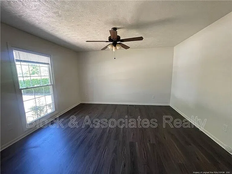 4809 Belford Rd — Photo 2