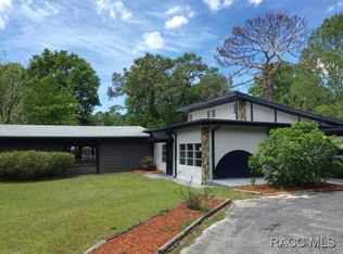 10460 S Riviera Dr, Homosassa, FL 34448