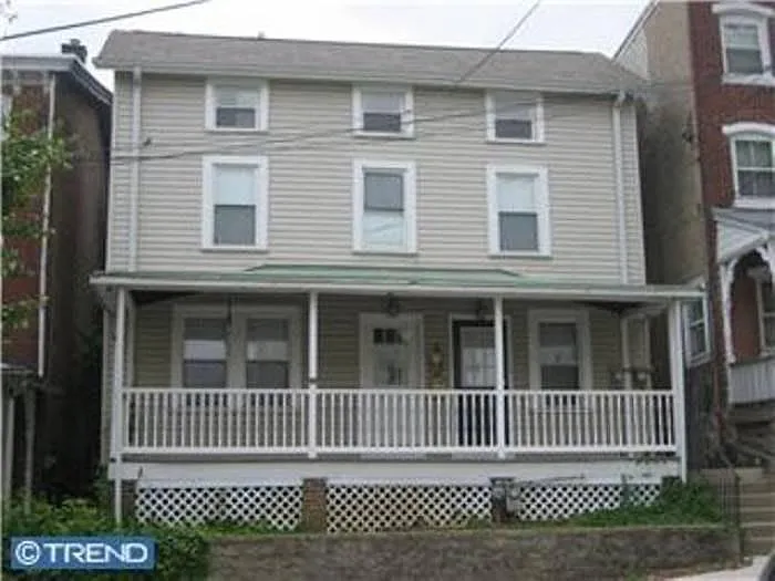 9 Cedar Ave — Photo 21