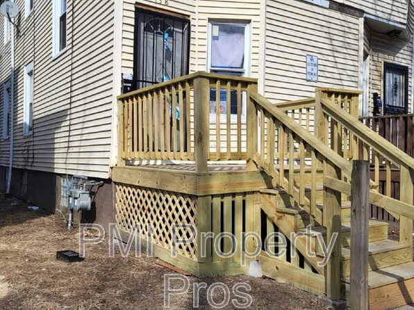 138 E Chambers St, Milwaukee, WI 53212