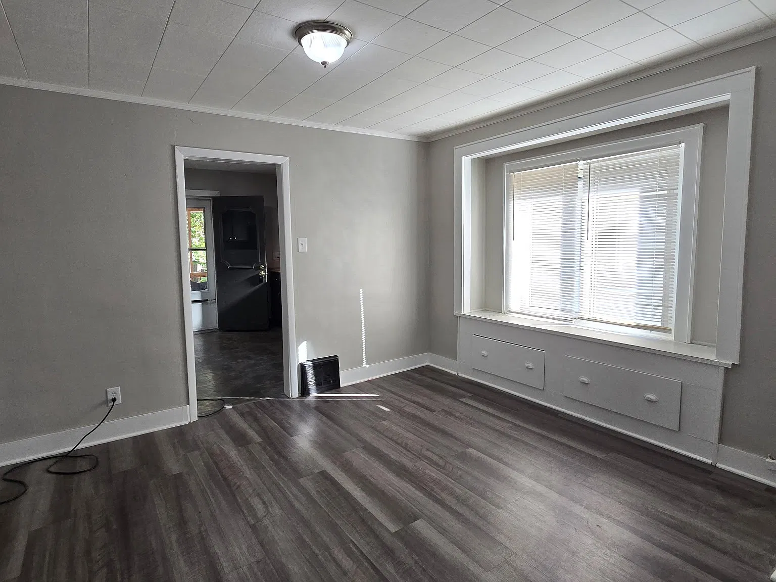 4 bed, 1442 sqft, $1,100 — Photo 3