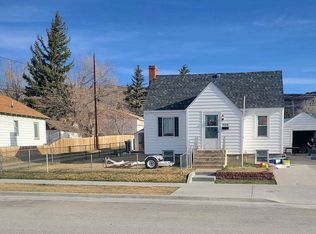 705 Birch St, Rawlins, WY 82301