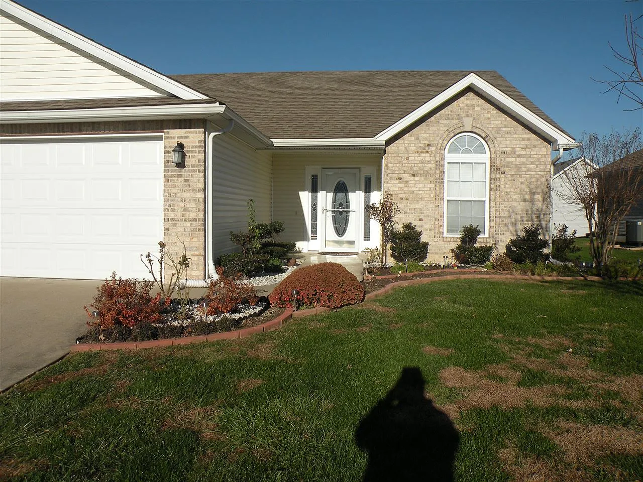 107 McIntosh Dr photo 1