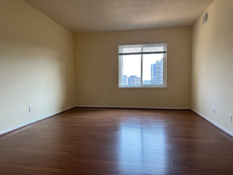 8350 Greensboro Dr #403 — Photo 24