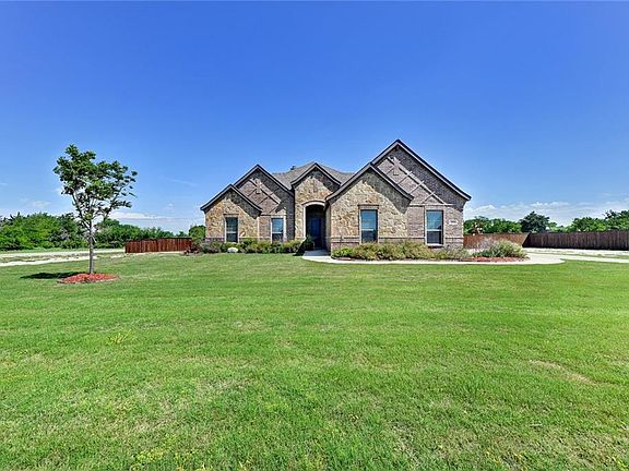 3rd image of 212 McKinley Cir