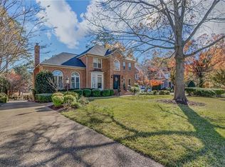 210 James Landing Cir, Smithfield, VA 23430