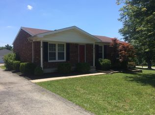 1002 E Mailback Way, Crestwood, KY 40014