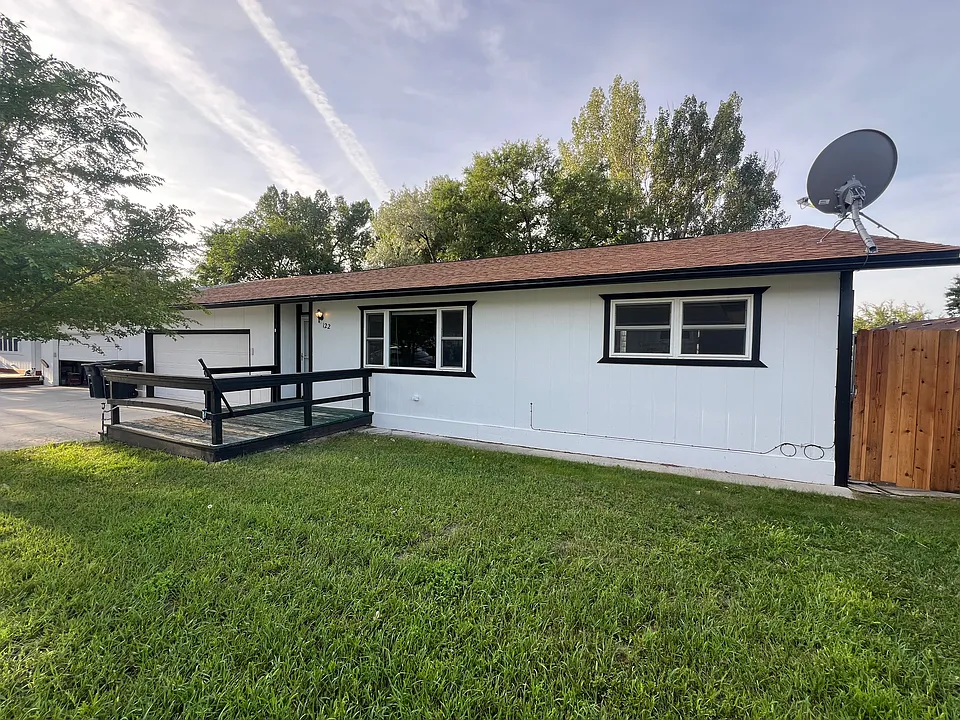 122 Cathedral Ct #122