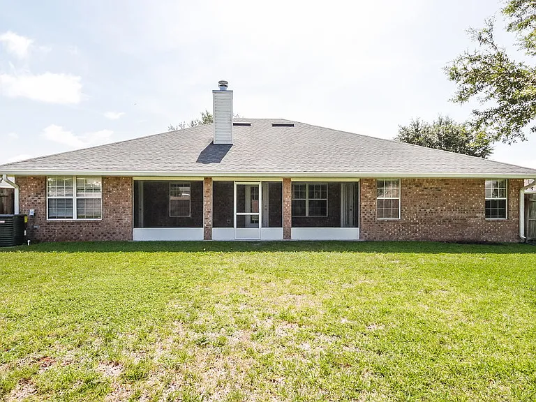 3209 Silverado Cir — Photo 14
