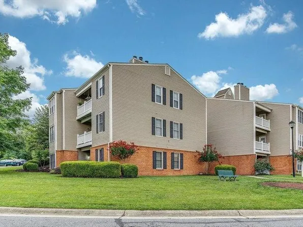 2973 Winterberry Dr, Roanoke, VA 24018