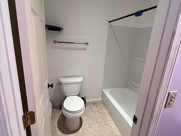 227 Woodridge St #15 — Photo 8