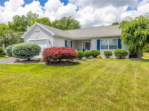 55 Freedom Pond Ln, North Chili, NY 14514
