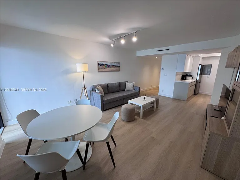 3800 Galt Ocean Dr #709 — Photo 4